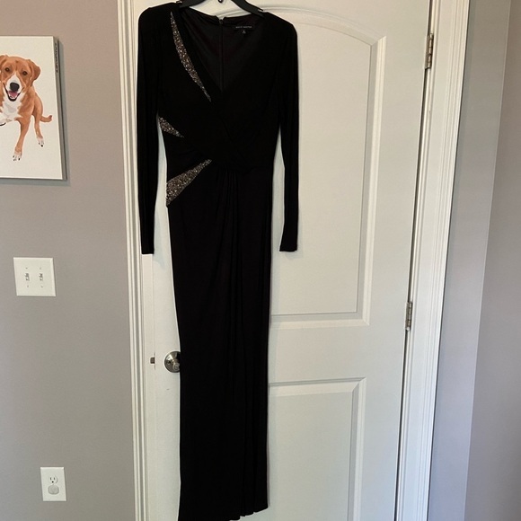 Black David Meister size 2 long sleeve embellished dress